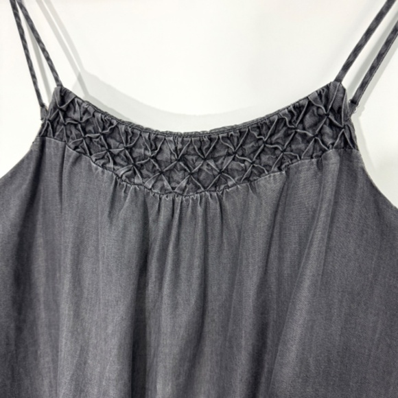 1250 Degrees Celsius Women’s Size Small Gray Tencel Chambray Spaghetti Strap Top - Picture 2 of 5